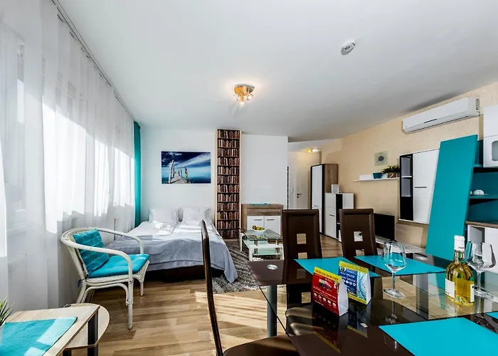 Enjoy Aparthotel 4*