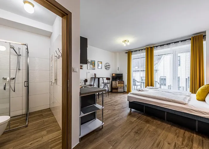 Enjoy Hotel apartamentowy 4*