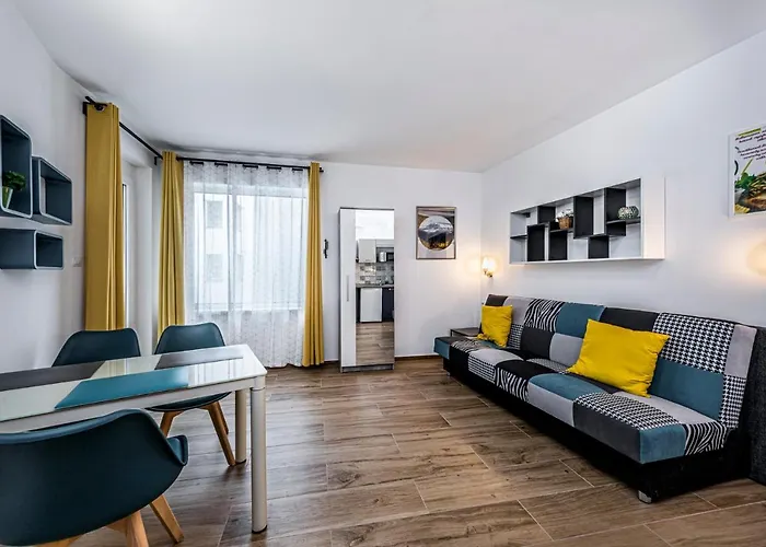 Aparthotel Enjoy 4*