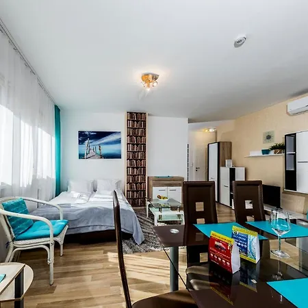 Enjoy Apartmanhotel 4*