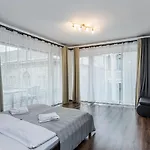 Aparthotel Enjoy 4*