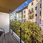 Aparthotel Enjoy